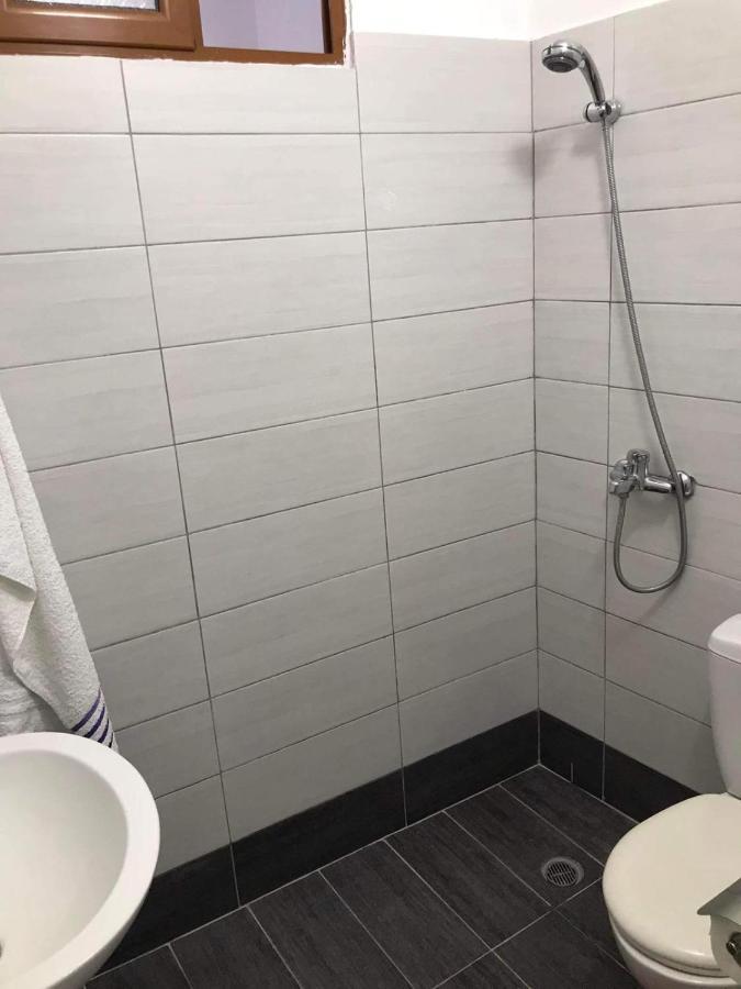 House Hotel Gjirokastër Esterno foto