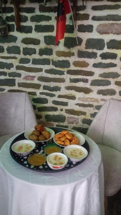 House Hotel Gjirokastër Esterno foto