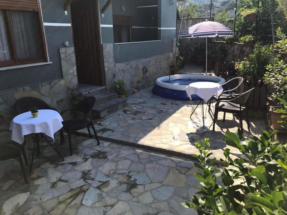 House Hotel Gjirokastër Esterno foto