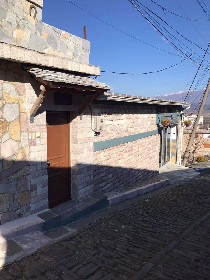 House Hotel Gjirokastër Esterno foto