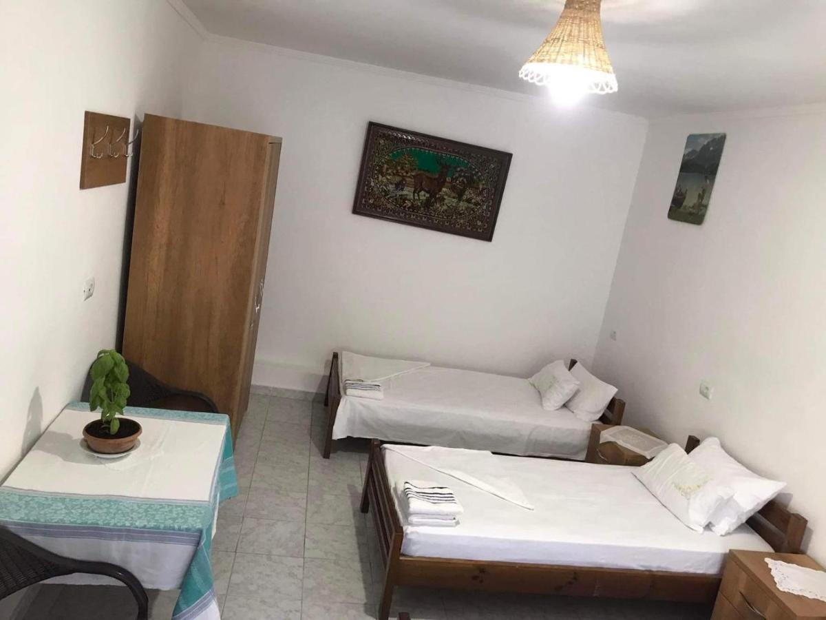 House Hotel Gjirokastër Esterno foto